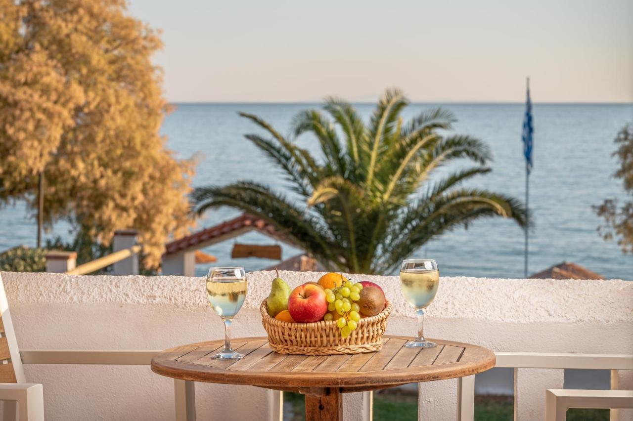 Princess Tia Hotel Samos Town Exterior foto